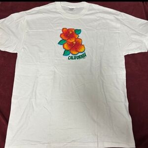 California Poppy White T-shirt - Size L